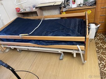 Elektrická zdravotní postel - 2