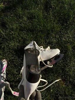 Brusle lední dívčí vel. 37 NOVÉ - 2