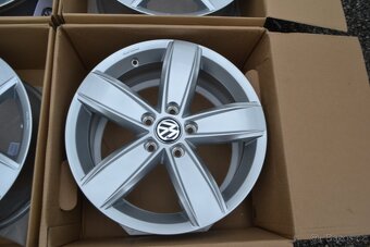 VW Passat B8,Škoda Superb III -NOVÉ orig. Alu 17 - 6,5x17 ET - 2