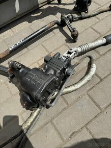 BMW E39 V8 540i 535i řízeni + nápravnice - 2