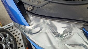 Přední světlo VW Touran bixenon - 2