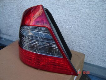 Mercedez Benz E211 oryginalní zadní levá lampa - 2