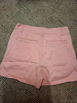 Kraťasy 8-9 let - 2