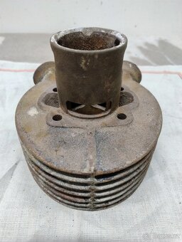 VÁLEC MOTORU JAWA 175 - 2