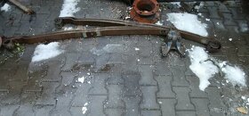 Listová pera na Renault Midlum - 2