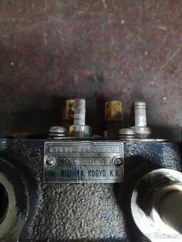 Hydraulický rozvaděč Toyota - 2