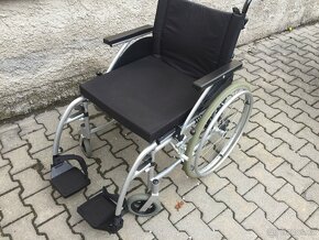 Invalidní vozík mechanický odlehčený - 2