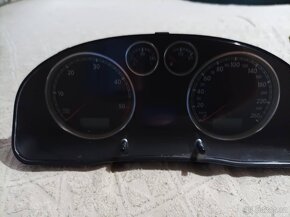 Přístrojový štít - Passat B5 - diesel - polodot. - 2