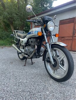 Honda cb 400 n - 2
