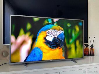 4K Philips TV 109cm - 2