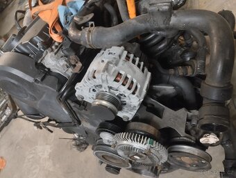 Motor 1.9 tdi 96kw pd AWX - 2
