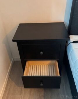 NOČNÍ- ODKLÁDACÍ STOLEK HEMNES - 2