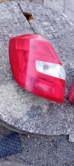 Škoda Fabia 2 zadní světla - 2