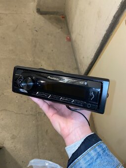 Pioneer rádio - 2