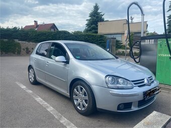 Volkswagen golf 5 2.0tdi - 2