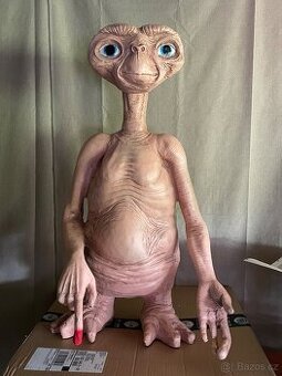 Lifesize figurína E.T. Extra Terrestrials - 2
