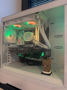 Prodám procesor AMD Ryzen 5 7600 - 2