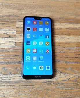 HUAWEI P20 LITE (ANE-LX1) 4 GB/64 GB S PRASKLÝM ZADNÍM SKLEM - 2