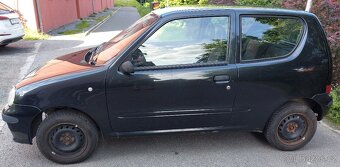 Seicento 07/2003 k opravě nebo na náhradní díly. - 2