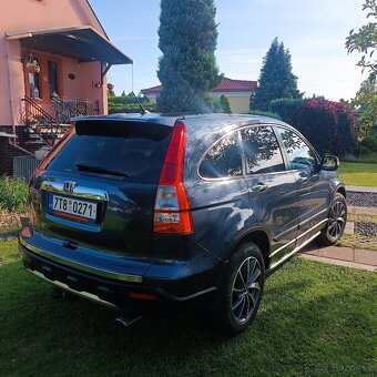 Prodám Hondu CR-V 4x4 - výbava EXECUTIVE - 2