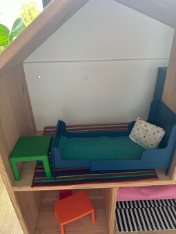 Domeček a nábytek ikea - 2