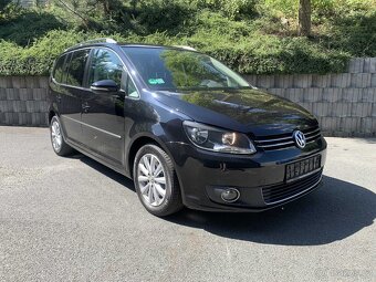 Volkswagen Touran 2.0 TDi 177000KM 7-MÍST r.v. 2011 SERVISKA - 2