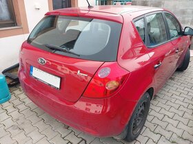 Kia Ceed, 2007 na náhradní díly, funkční motor G4FA - 2