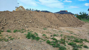 Uložím / sháním zeminu, půdu, hlínu na srovnání terénu - Aš - 2