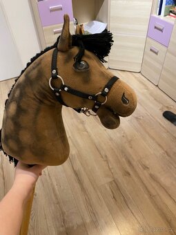 Hobby horse larden - 2