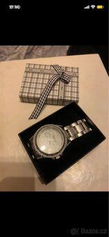 Dámské hodinky - 2
