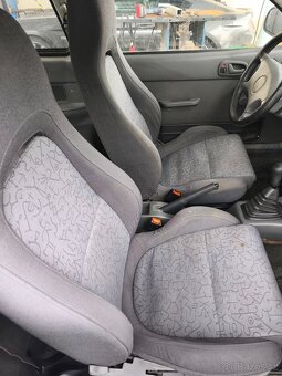 Sedačky Suzuki Swift GTi - 2