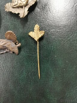 Staré myslivecké odznaky. - 2