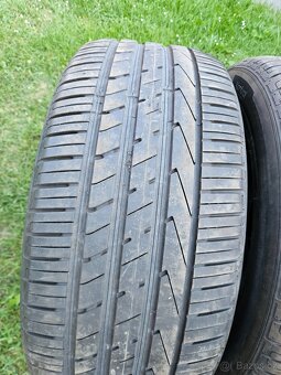 Pneu letní 255/55/19 - 2