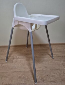 Dětská jídelní židlička - 2