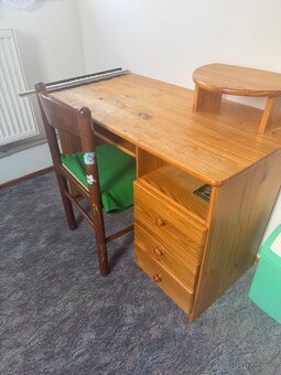 Dřevěný psací stůl 4x a perinaky - 2