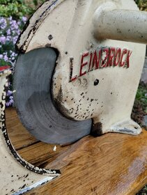 Historický kráječ na chléb Leinbrock+mlýnek na ořechy Meva - 2