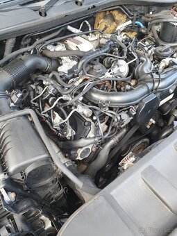 Audi Q7 3.0tdi motor - 2