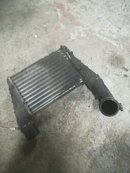 Prodám díly na Passat B5 motor AJM - 2