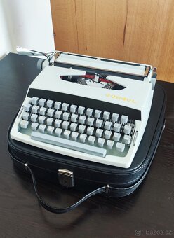 RETRO PSACÍ STROJ CONSUL – PLNĚ FUNKČNÍ + DOKLADY + KUFŘÍK - 2