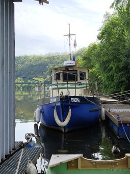 Kajutová loď 7,3m - 2