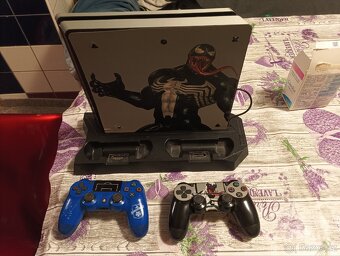 PS 4 Slim 1T - 2