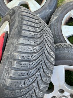 5x112 r15 Octavia 2 195/65 zimní humy - 2