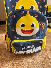 Babyshark kufr taška batoh peněženka/klíčenka - 2
