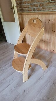 Rostoucí židle - 2