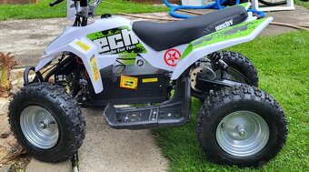 Elektro čtyřkolka HECHT 54803 – velmi zachovalá - 2