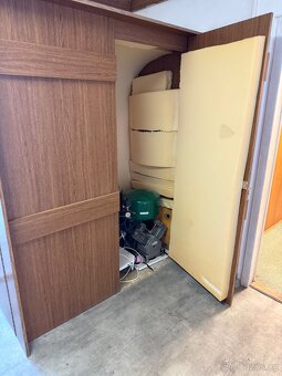 Skříň za odvoz - 2