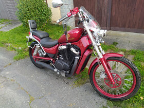 Suzuki VS 800 Intruder - 2