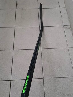 Hokejka CCM Trigger 5 85flex P29 levá ZÁRUKA - 2