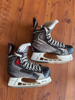 Lední brusle Bauer 35 - 2