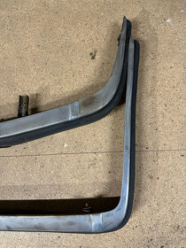 Narazniky  sada BMW  5 E28 predek + zadek - 2